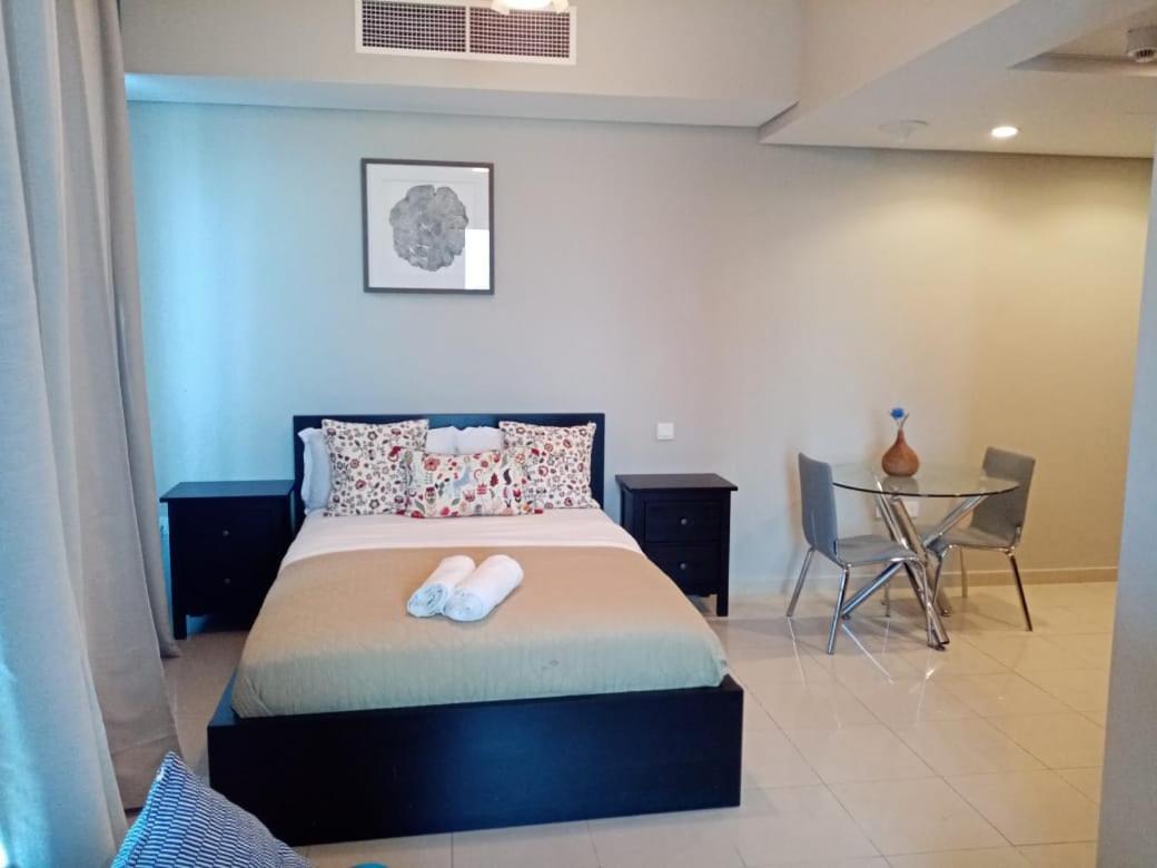 Studio - Bay Central Tower Apartment ดูไบ ภายนอก รูปภาพ